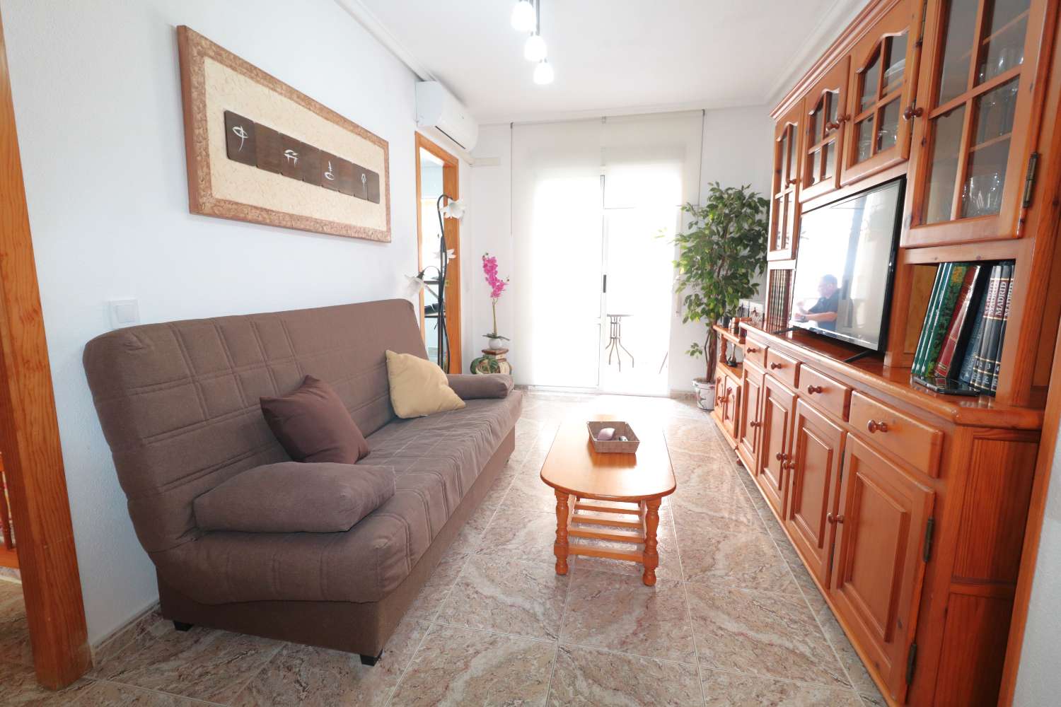 APARTAMENTO DE 2 DORMITORIOS A 200 M DEL MAR EN ACEQUIÓN, TORREVIEJA