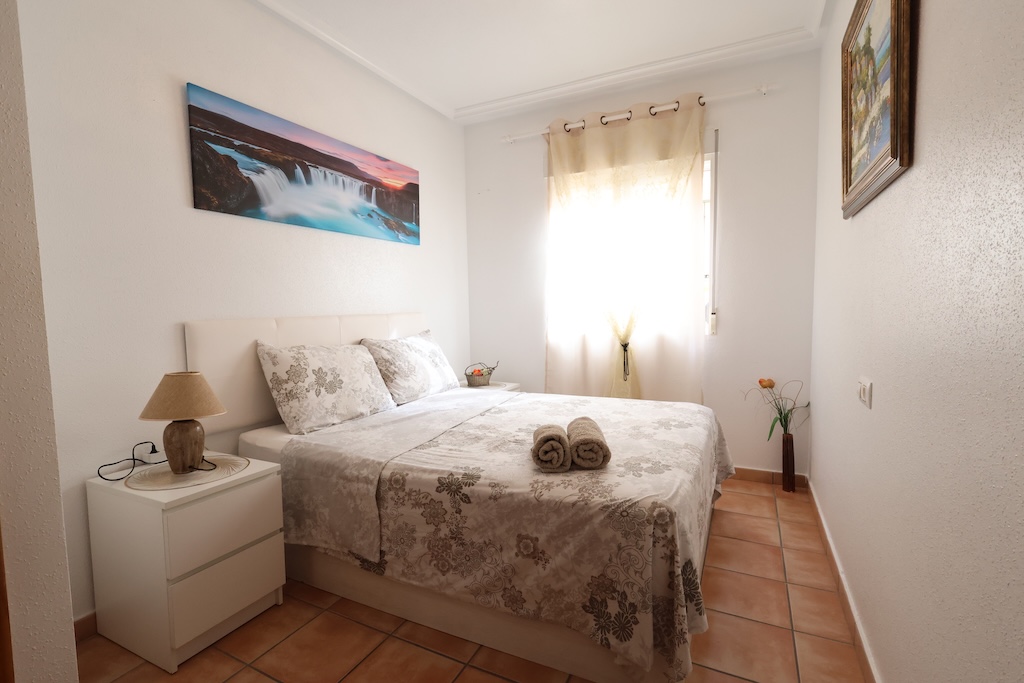 CHALET ADOSADO EN RESIDENCIAL EXCLUSIVO DE CABO ROIG – ALDEAS DE AGUAMARINA