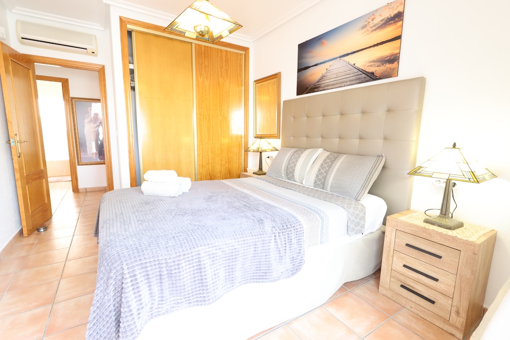 CHALET ADOSADO EN RESIDENCIAL EXCLUSIVO DE CABO ROIG – ALDEAS DE AGUAMARINA