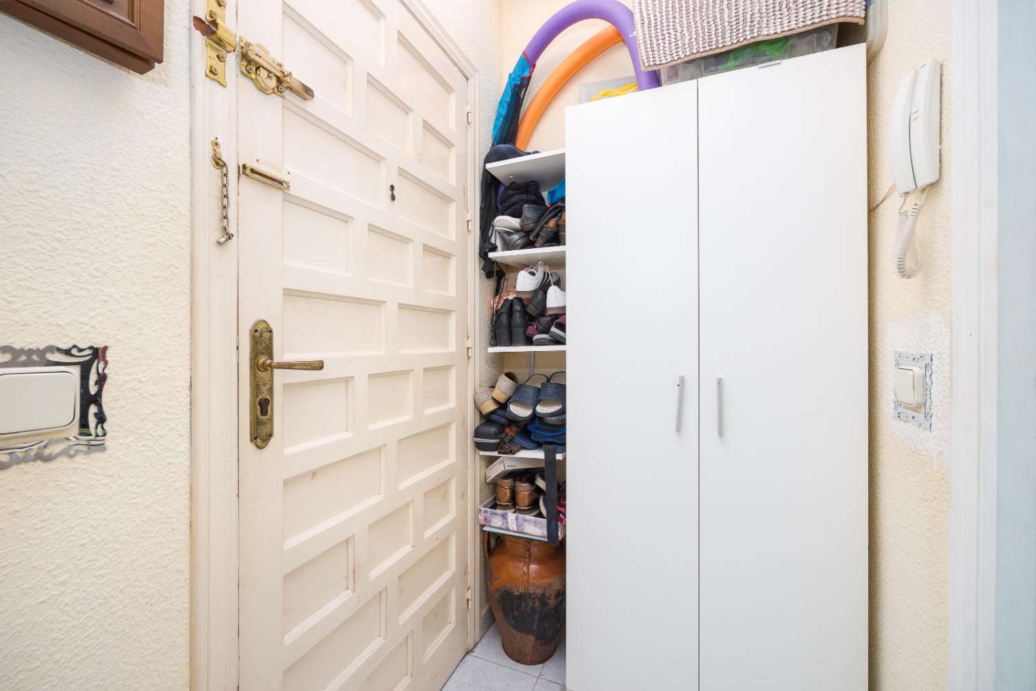 ENCANTADOR APARTAMENTO DE 1 DORMITORIO CON TERRAZA Y PISCINA EN LA TEJERA, TORREVIEJA