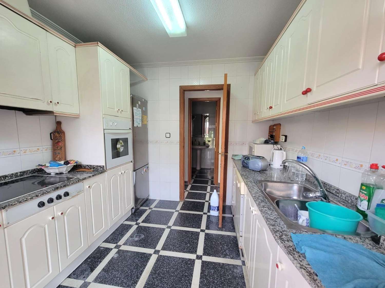 AMPLIO APARTAMENTO EN EL CENTRO, A 200 M DEL PASEO MARÍTIMO Y LAS PISCINAS NATURALES