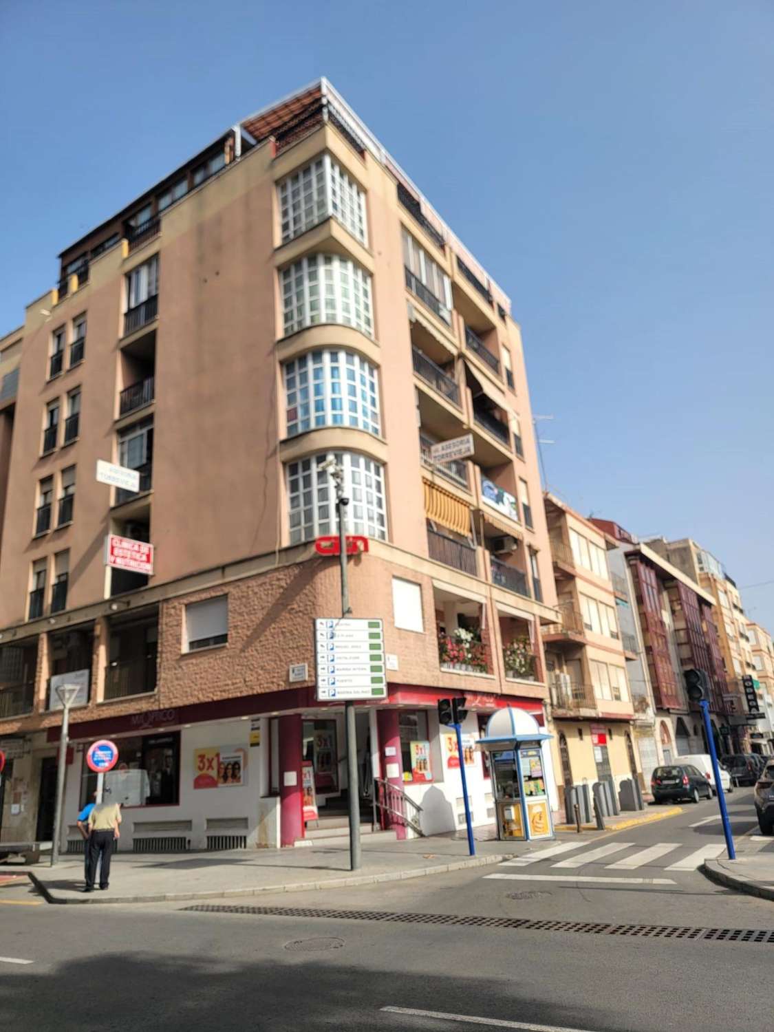 AMPLIO APARTAMENTO EN EL CENTRO, A 200 M DEL PASEO MARÍTIMO Y LAS PISCINAS NATURALES