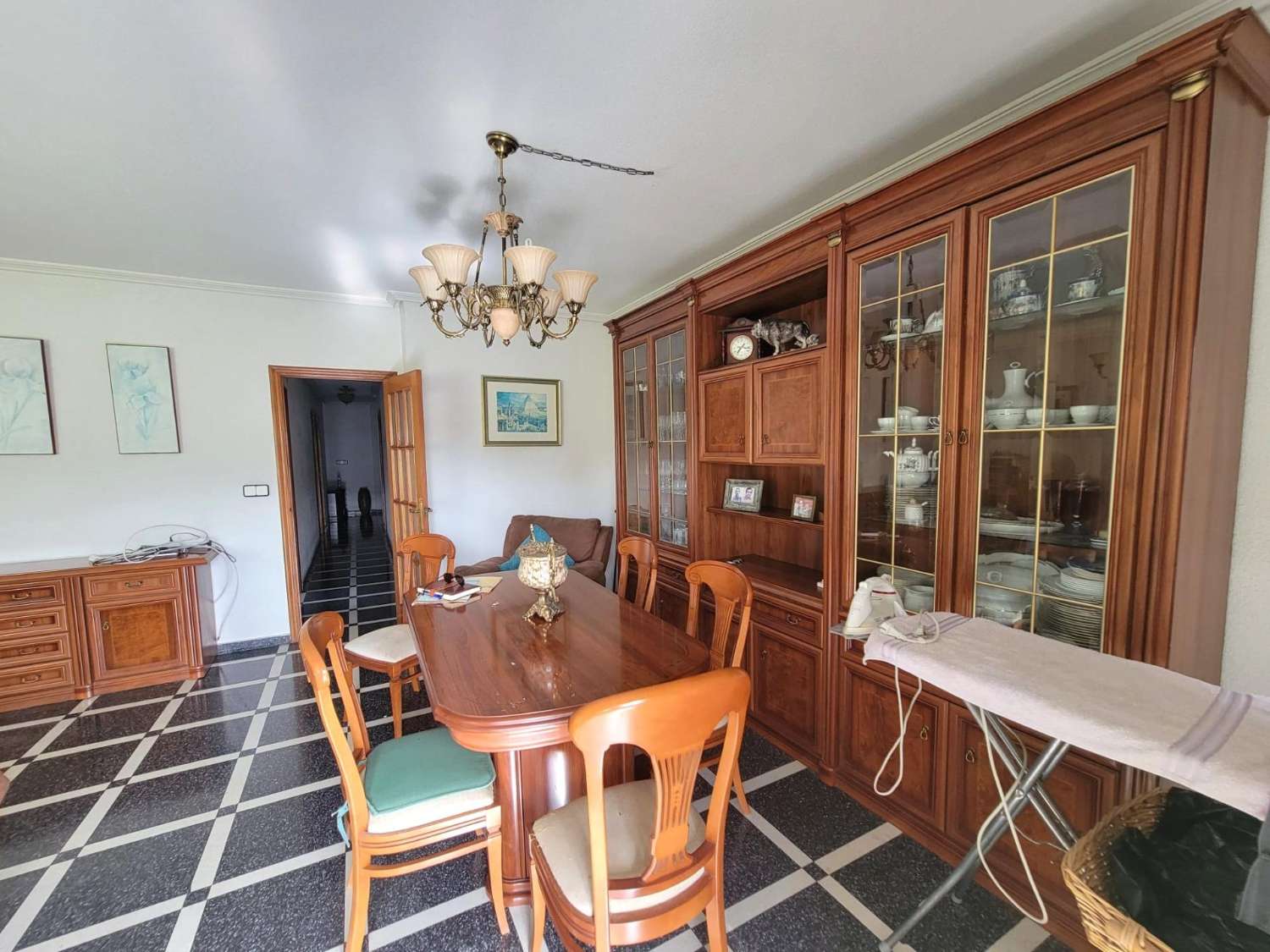 AMPLIO APARTAMENTO EN EL CENTRO, A 200 M DEL PASEO MARÍTIMO Y LAS PISCINAS NATURALES