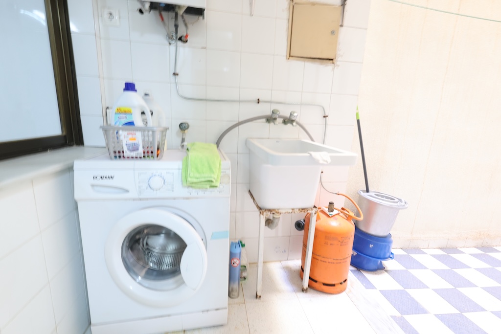 AMPLIO APARTAMENTO EN PLANTA BAJA A 150 METROS DE LA PLAYA DEL CURA