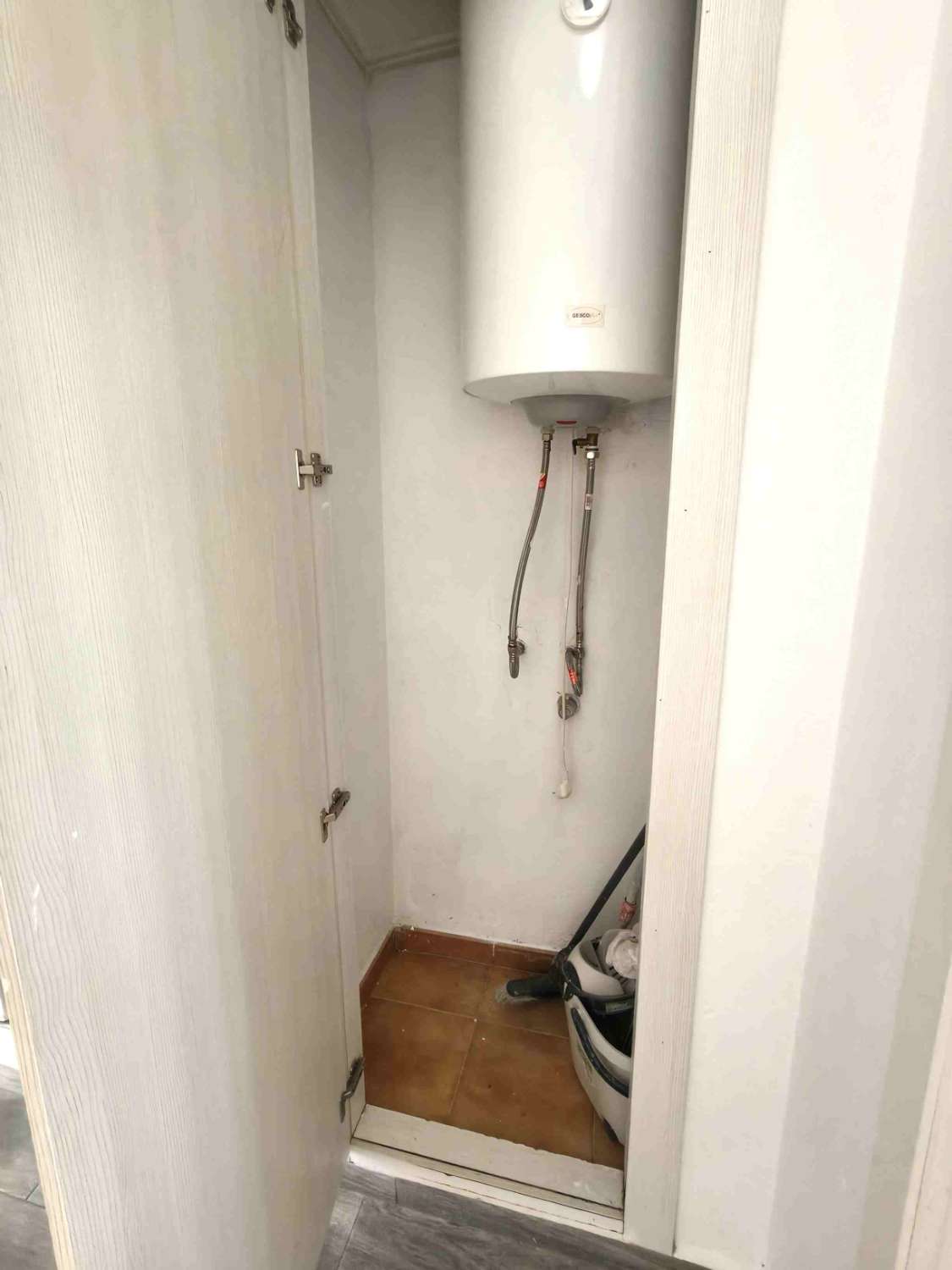 TRIPLEX EN ESQUINA CON VISTAS AL MAR Y ORIENTACIÓN SUR