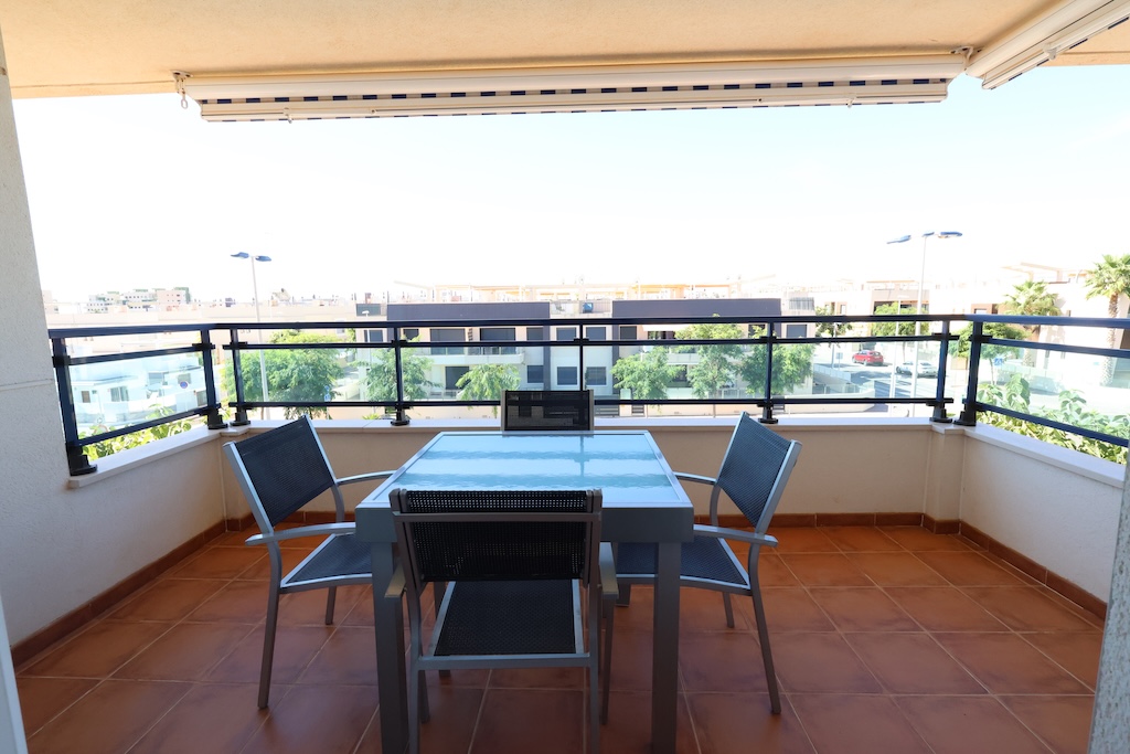 ÁTICO EN MIL PALMERAS CON VISTAS AL MAR A 150 METROS DE LA PLAYA