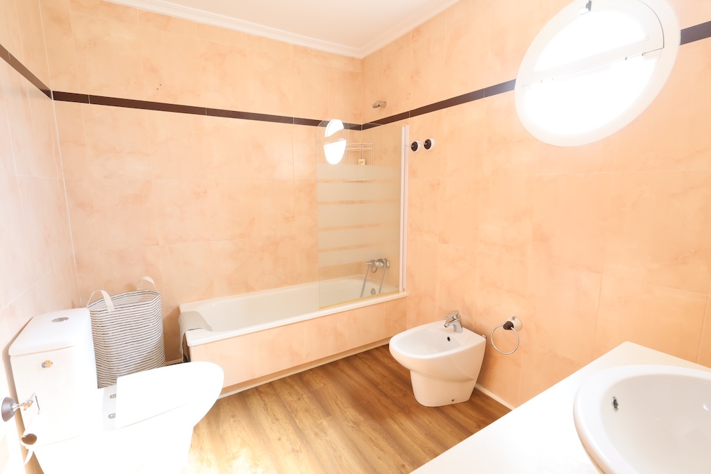 ÁTICO EN MIL PALMERAS CON VISTAS AL MAR A 150 METROS DE LA PLAYA