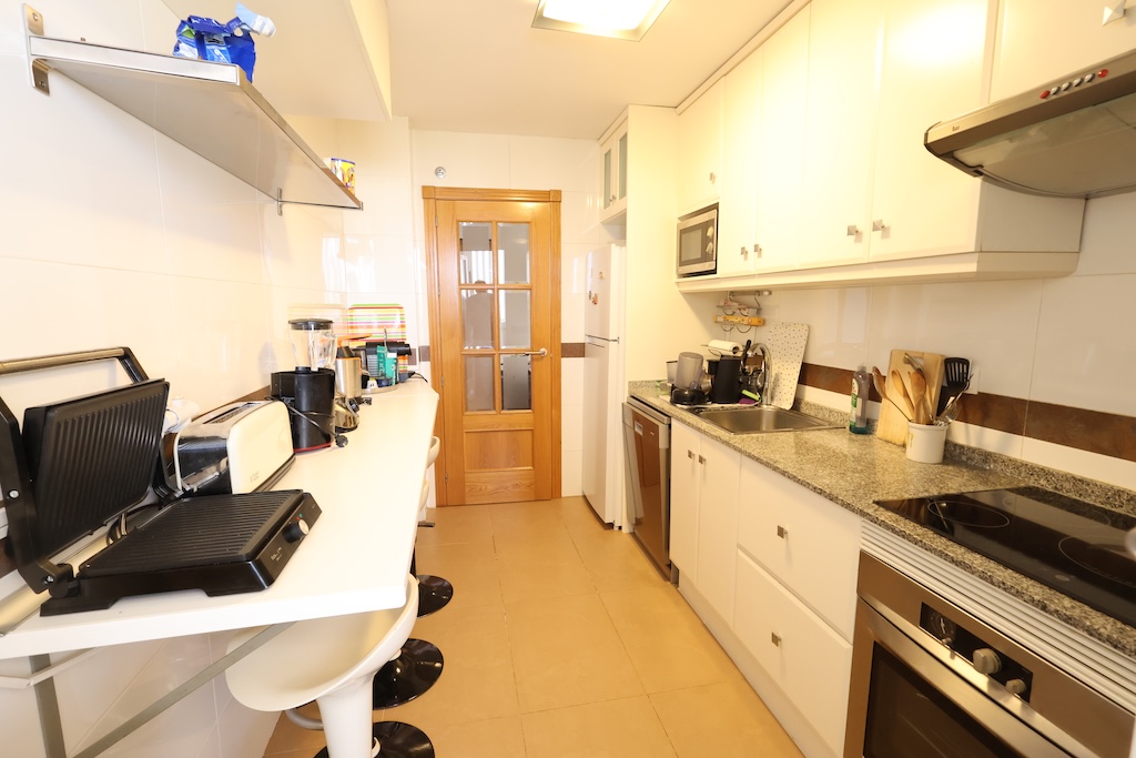 MIL PALMERAS – EXCLUSIVO ÁTICO DÚPLEX EN ESQUINA CON VISTAS AL MAR Y SOLÁRIUM PRIVADO CON JACUZZI