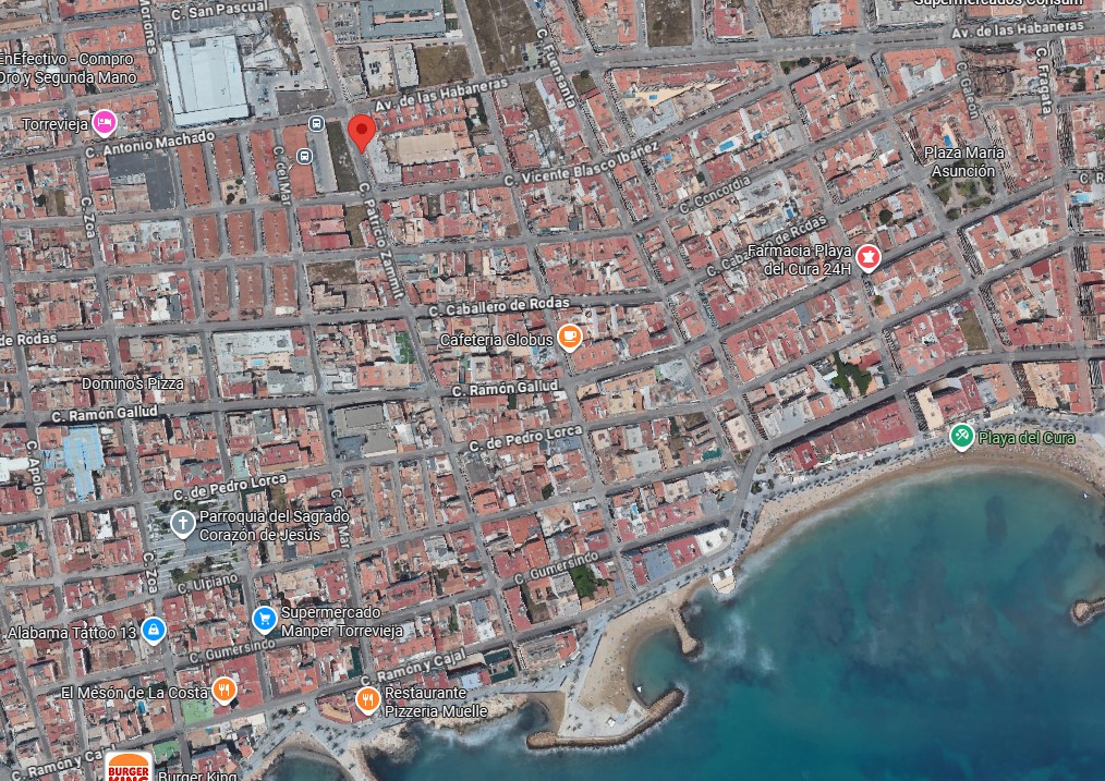 ACOGEDOR PISO FRENTE A LA ESTACIÓN DE AUTOBUSES