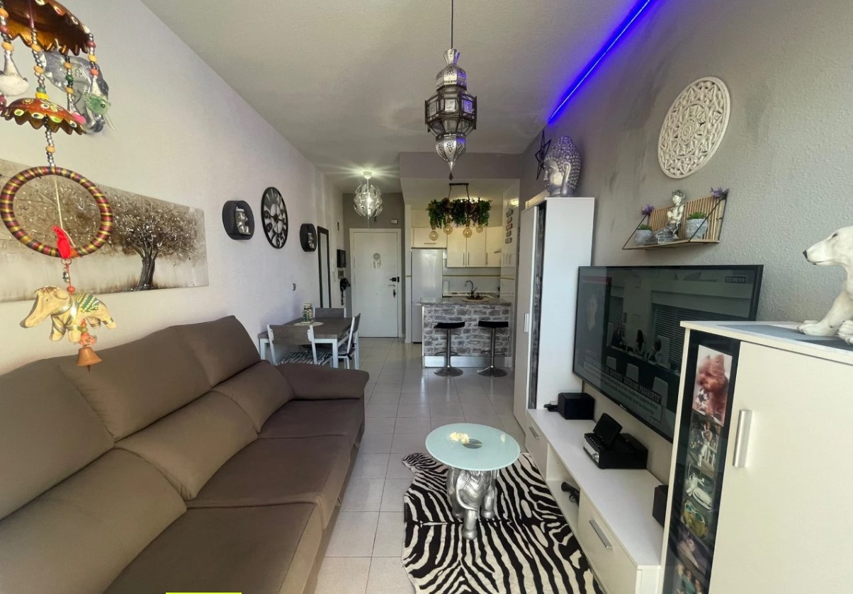 ÁTICO TOTALMENTE REFORMADO EN VENTA EN EL CENTRO DE TORREVIEJA