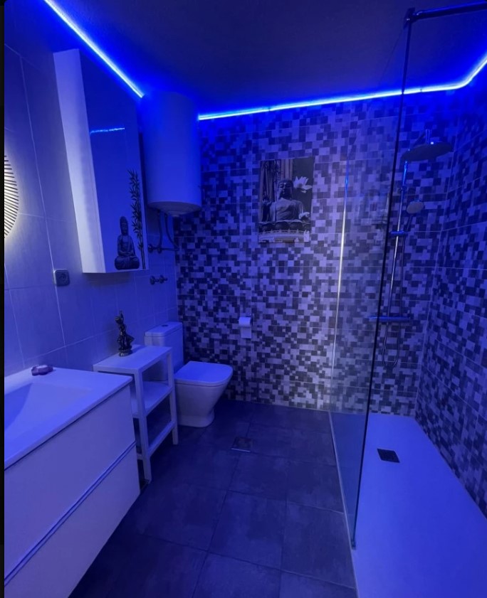 ÁTICO TOTALMENTE REFORMADO EN VENTA EN EL CENTRO DE TORREVIEJA