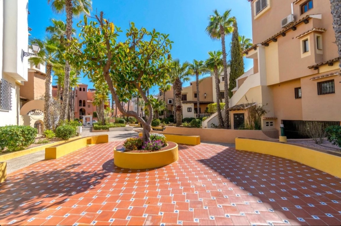 APARTAMENTO CON VISTAS AL MAR EN ALDEA DEL MAR – A POCOS METROS DE LA PLAYA