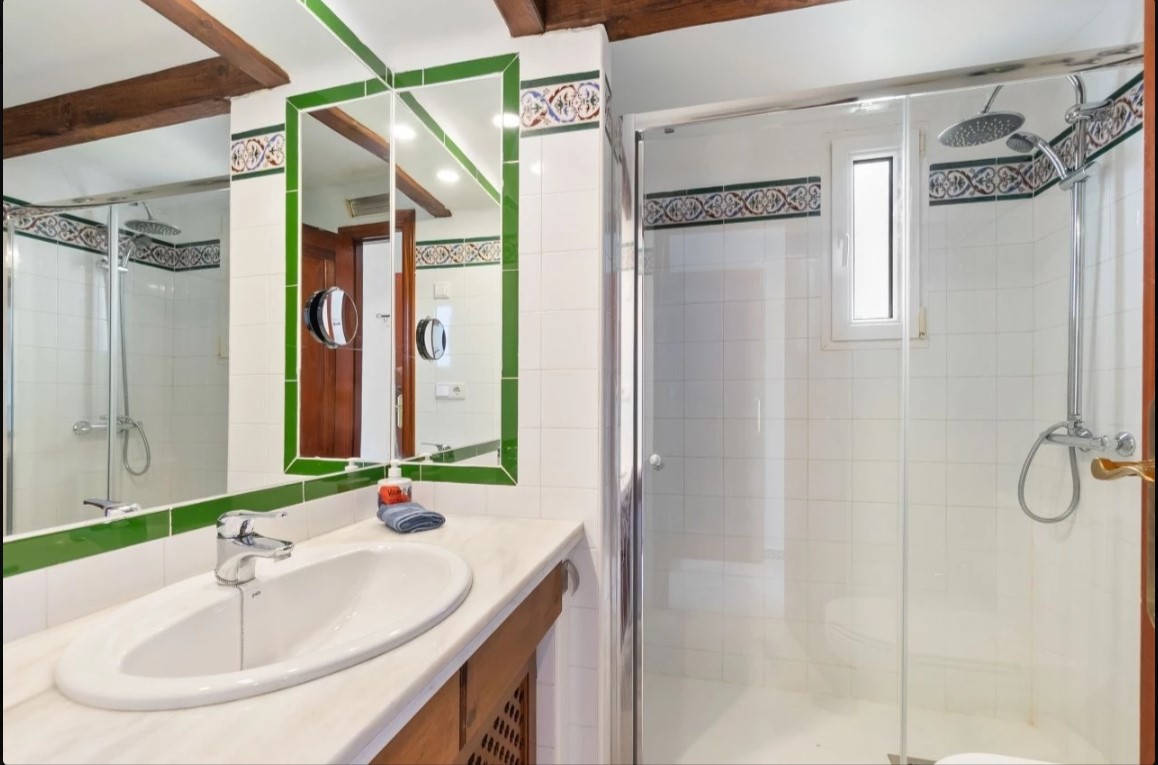 APARTAMENTO CON VISTAS AL MAR EN ALDEA DEL MAR – A POCOS METROS DE LA PLAYA