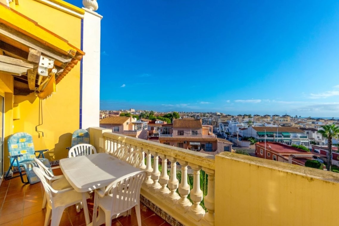 APARTAMENTO CON VISTAS AL MAR EN ALDEA DEL MAR – A POCOS METROS DE LA PLAYA