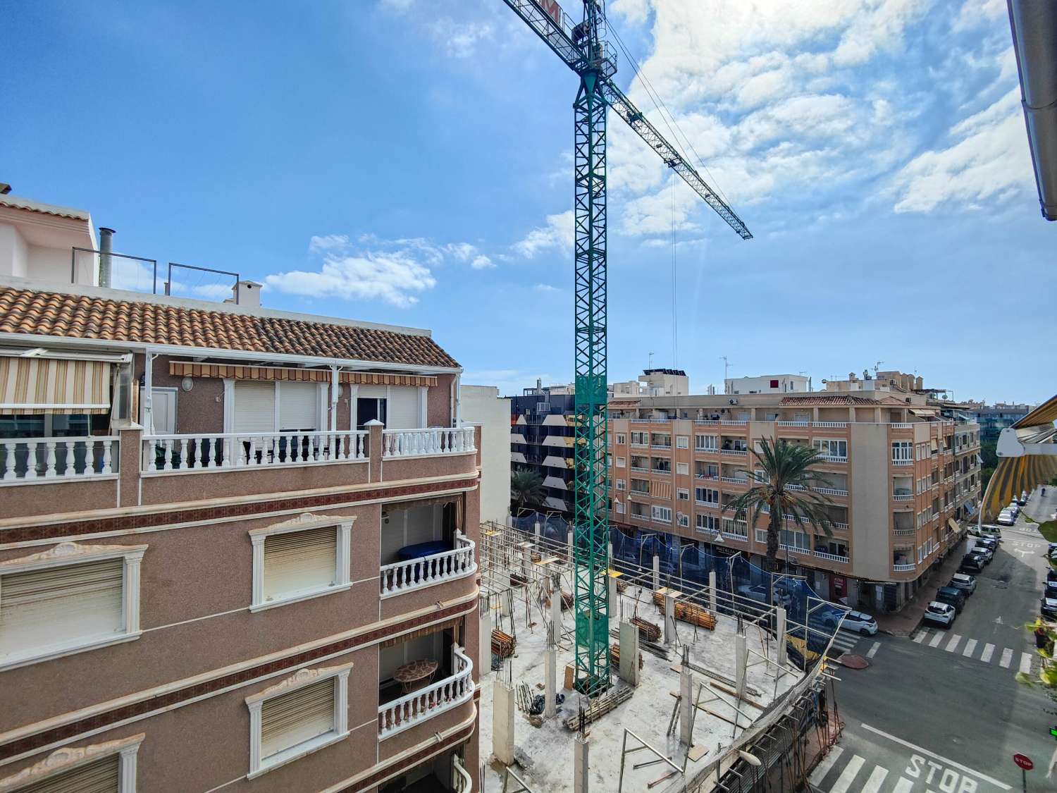 ÁTICO DÚPLEX EN VENTA EN PLAYA DEL CURA – TORREVIEJA, A SOLO 250 M DE LA PLAYA DE LOS LOCOS