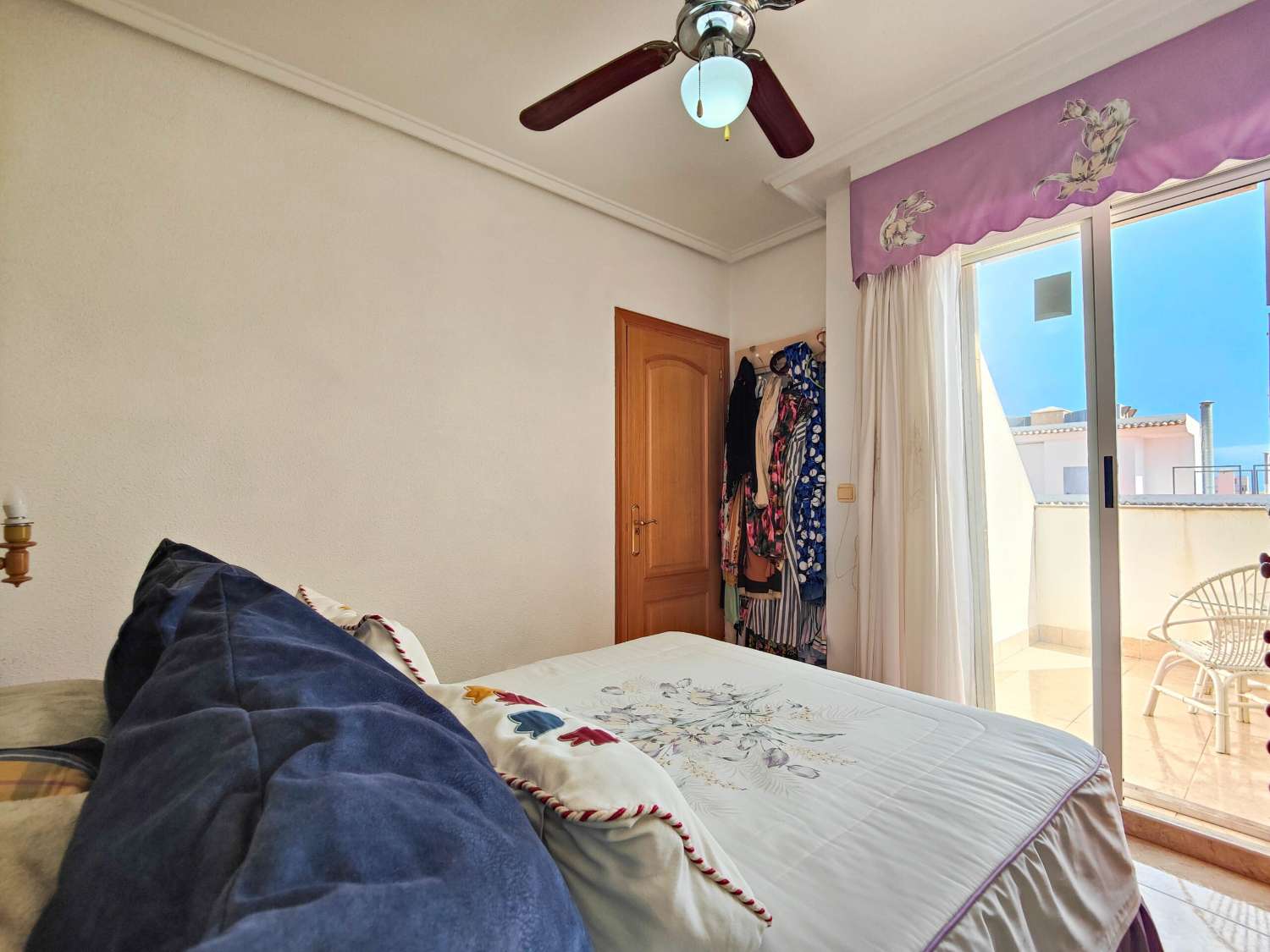 ÁTICO DÚPLEX EN VENTA EN PLAYA DEL CURA – TORREVIEJA, A SOLO 250 M DE LA PLAYA DE LOS LOCOS