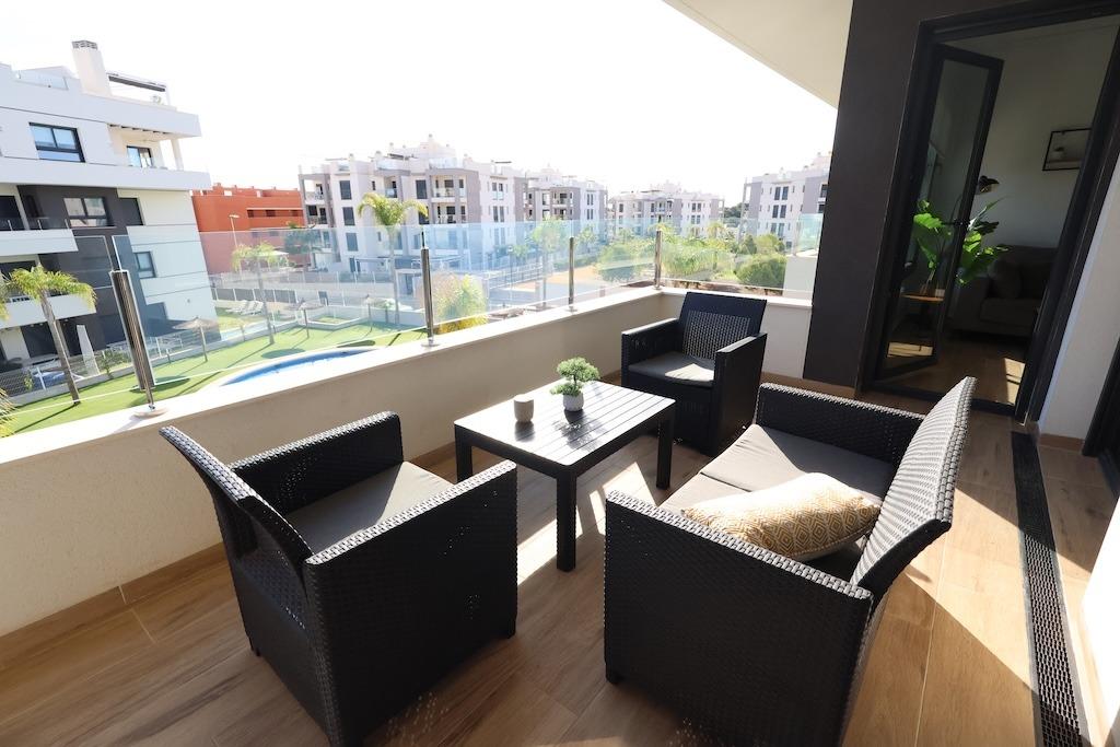 APARTAMENTO MODERNO Y LISTO PARA ENTRAR A VIVIR EN VILLAMARTIN