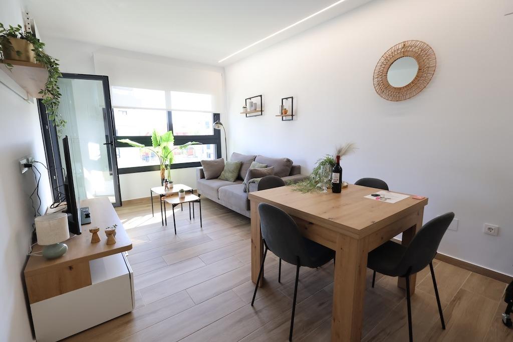 APARTAMENTO MODERNO Y LISTO PARA ENTRAR A VIVIR EN VILLAMARTIN