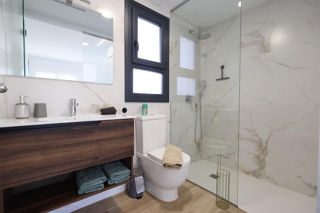 APARTAMENTO MODERNO Y LISTO PARA ENTRAR A VIVIR EN VILLAMARTIN