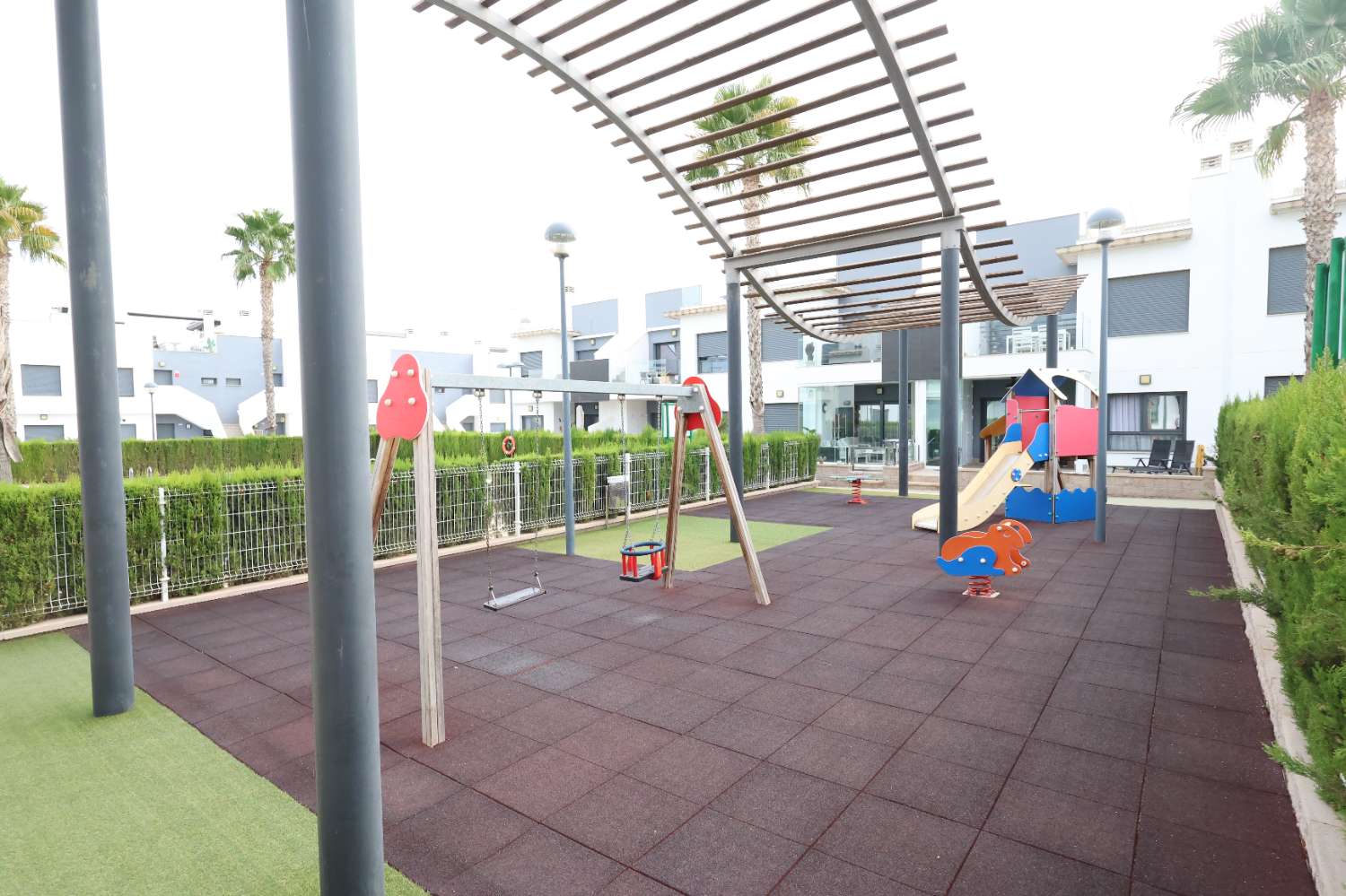 PILAR DE LA HORADADA – BUNGALOW EN PLANTA ALTA EN RESIDENCIAL LAMAR RESORT