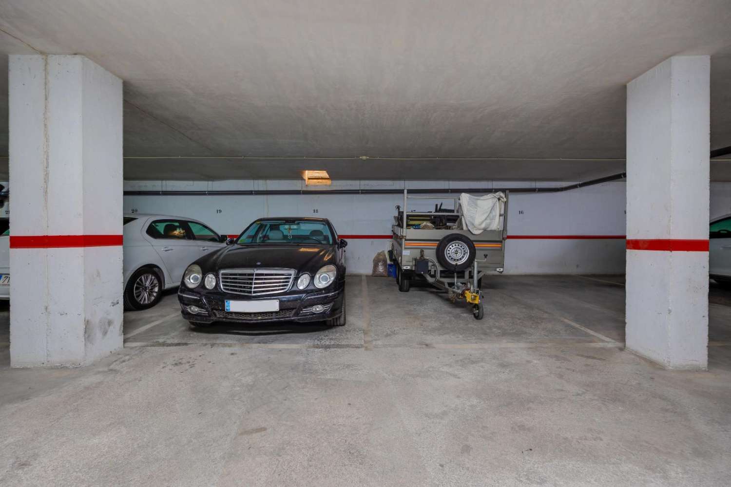 ÁTICO CON VISTAS AL MAR EN PILAR DE LA HORADADA – 3 DORMITORIOS, GRAN TERRAZA Y EXCELENTE ESTADO