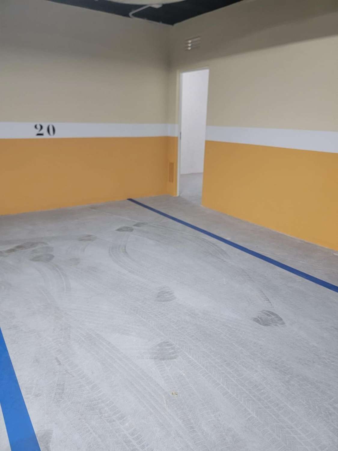 IMPRESIONANTE APARTAMENTO A ESTRENAR CON GRAN TERRAZA Y PISCINA CUBIERTA EN LA MEJOR ZONA DE TORREVIEJA