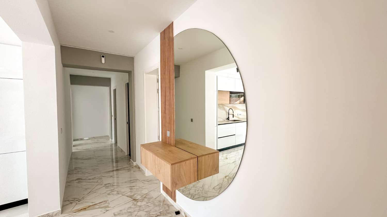 城市化洛斯阳台的现代宽敞别墅 – 托雷维耶哈