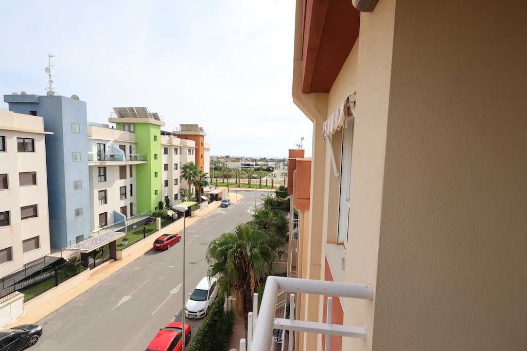 LOMAS DE CABO ROIG – 壮观的转角顶层公寓，设有私人日光浴室、海景和车库空间