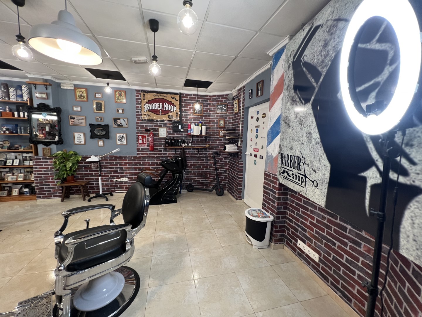 LOCAL COMERCIAL EN VENTA EN EL CENTRO DE GUARDAMAR DEL SEGURA