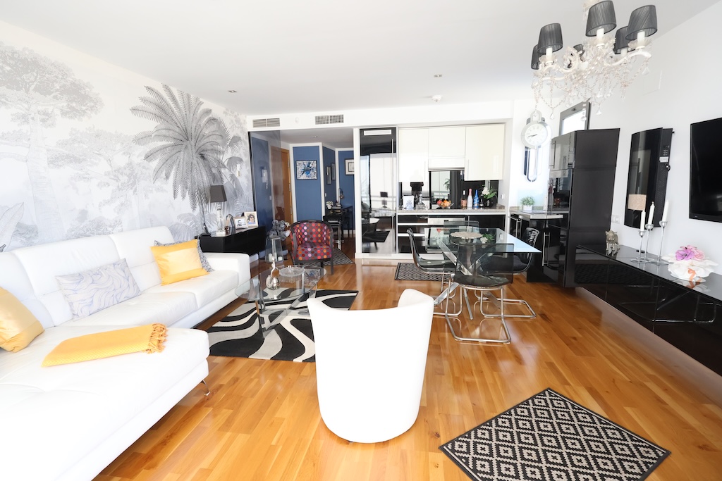 CAMPOAMOR GOLF – APARTAMENTO DE DISEÑO CON VISTAS AL MAR