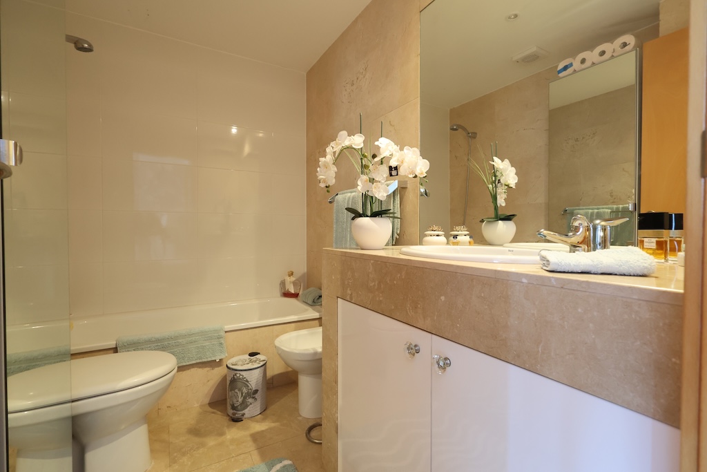 CAMPOAMOR GOLF – APARTAMENTO DE DISEÑO CON VISTAS AL MAR