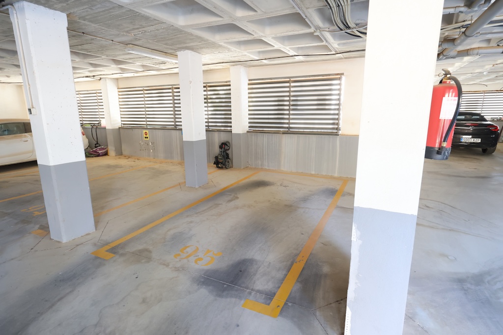 CAMPOAMOR GOLF – APARTAMENTO DE DISEÑO CON VISTAS AL MAR