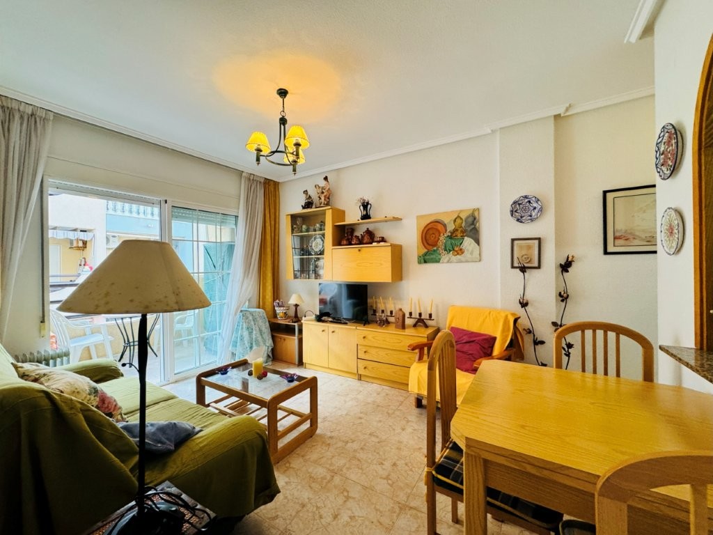 APARTMÁN V TORREVISTA PLAYA – POUHÝCH 200 M OD PLÁŽE LA MATA