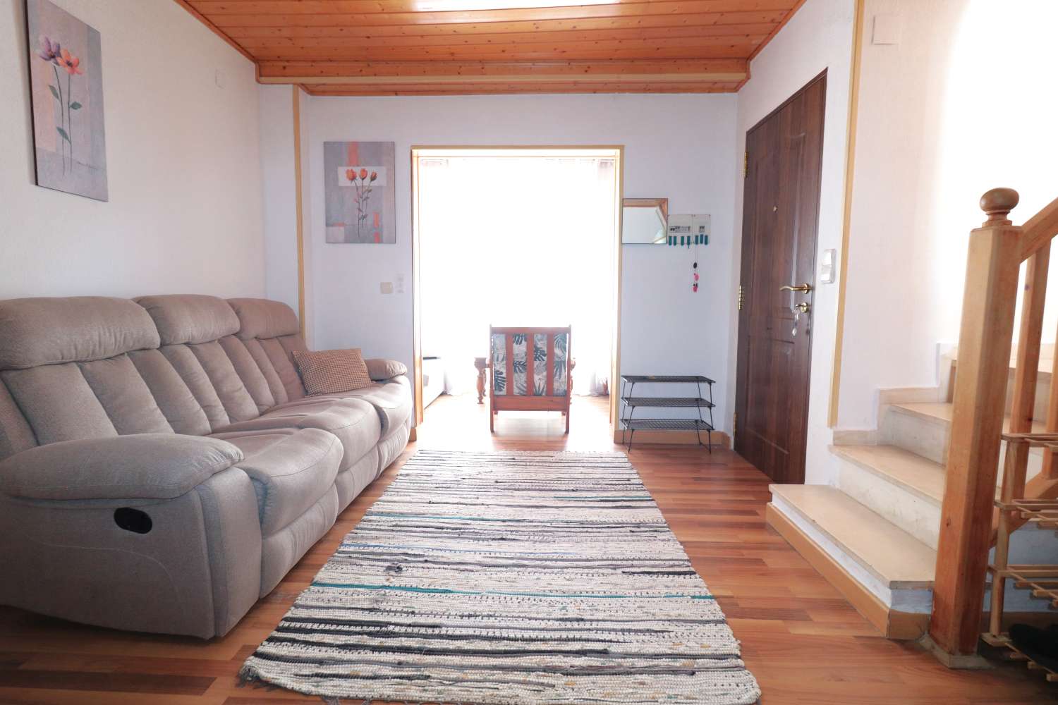 POLOREKONSTRUOVANÝ PENTHOUSE S VELKOU TERASOU 150 METRŮ OD PLÁŽE – ACEQUIÓN, TORREVIEJA