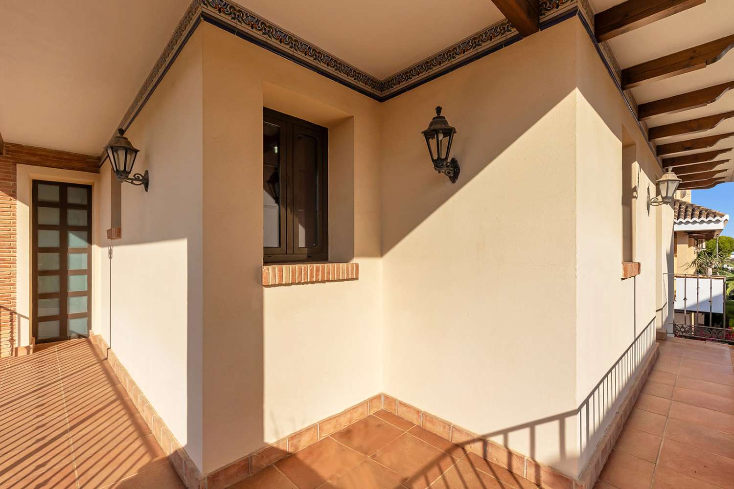 LUXUSNÍ SAMOSTATNĚ STOJÍCÍ VILA V LA VELETA – TORREVIEJA