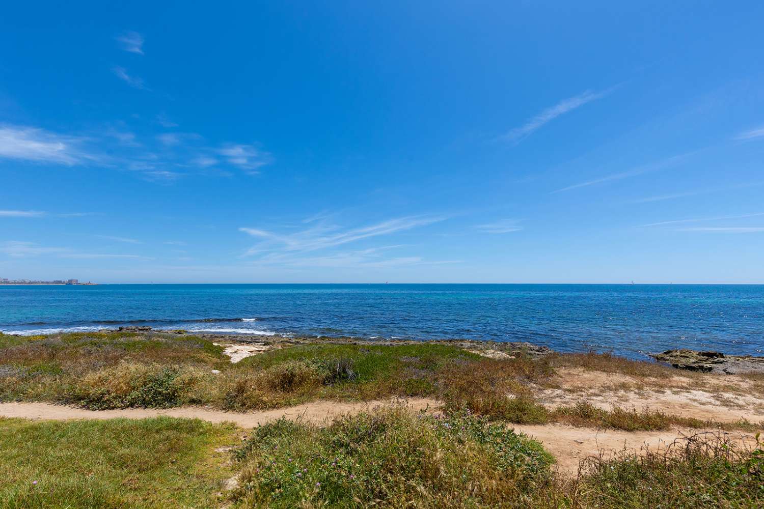 LUXUSNÍ SAMOSTATNĚ STOJÍCÍ VILA V LA VELETA – TORREVIEJA