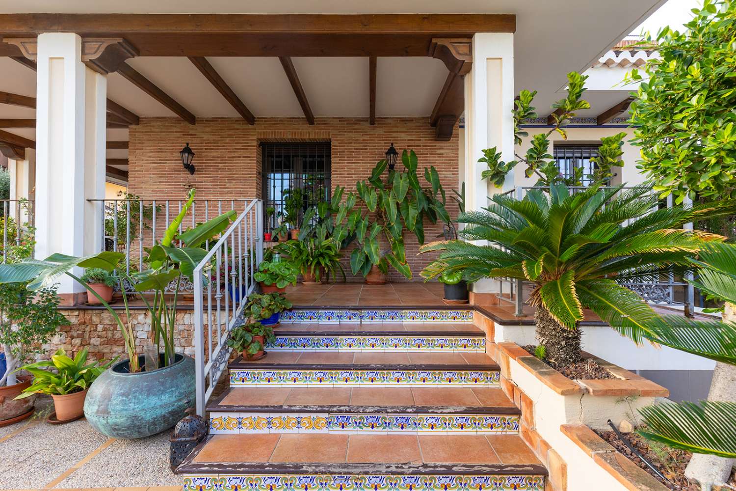 LUXUSNÍ SAMOSTATNĚ STOJÍCÍ VILA V LA VELETA – TORREVIEJA