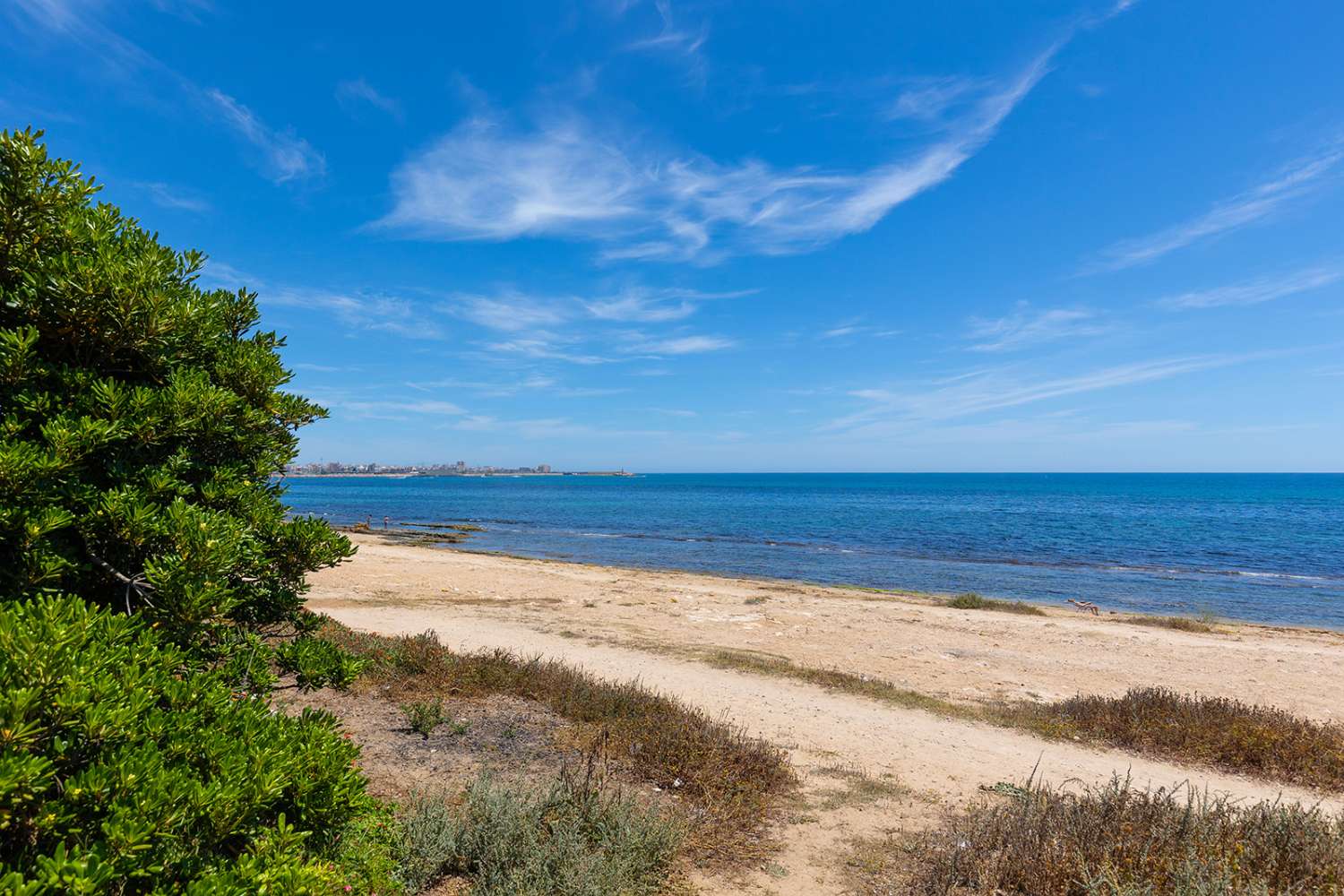 LUXUSNÍ SAMOSTATNĚ STOJÍCÍ VILA V LA VELETA – TORREVIEJA