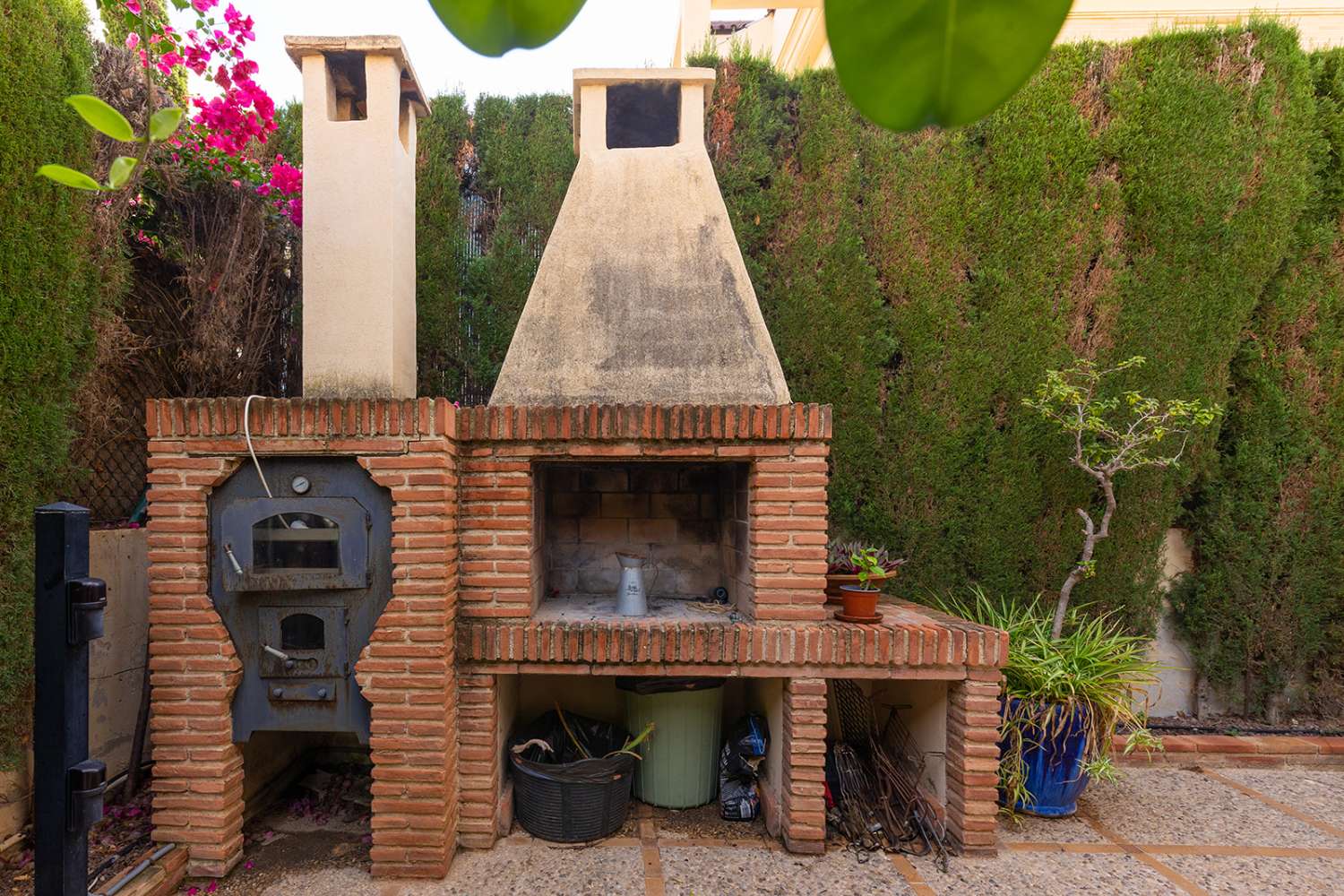 LUXUSNÍ SAMOSTATNĚ STOJÍCÍ VILA V LA VELETA – TORREVIEJA