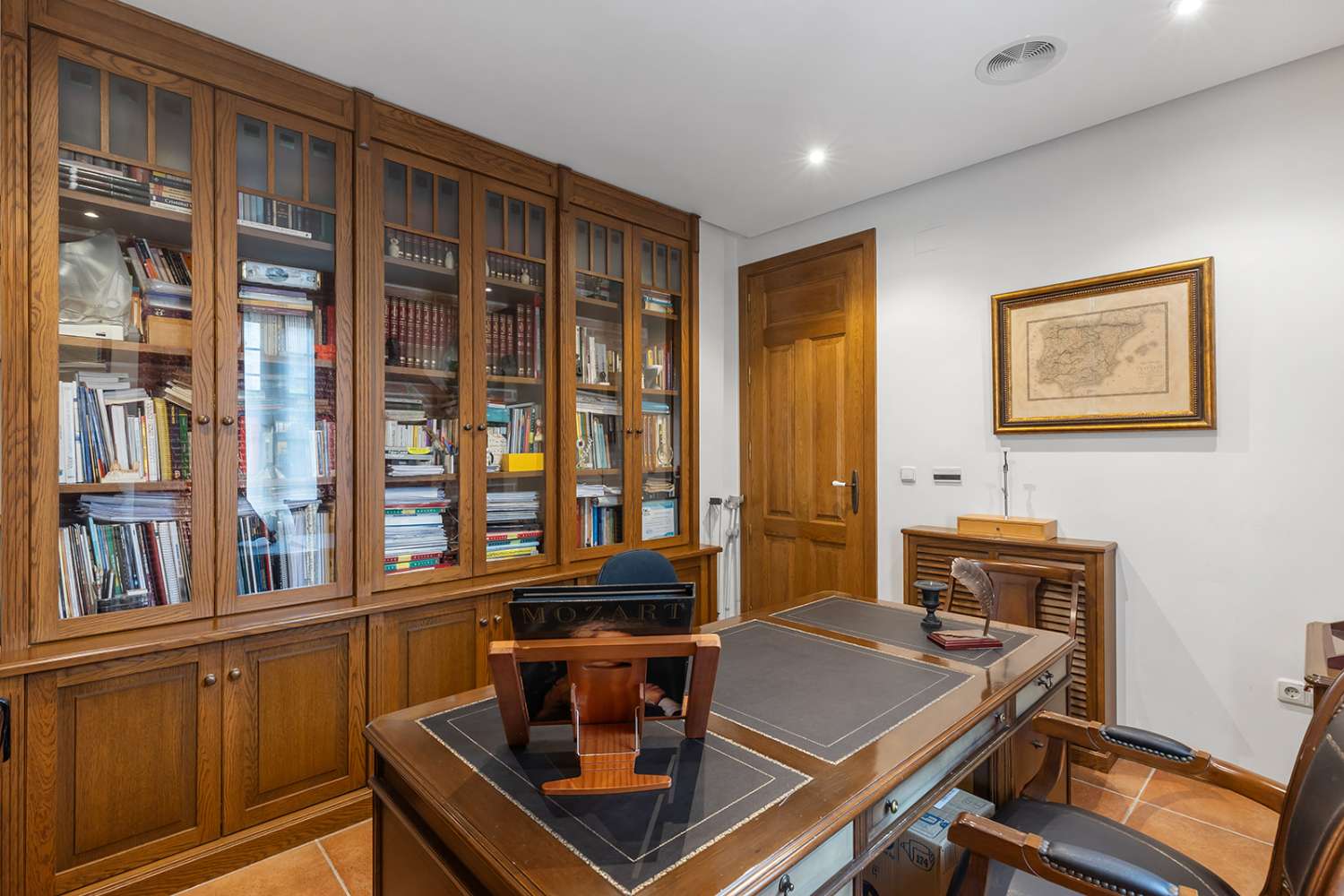 LUXUSNÍ SAMOSTATNĚ STOJÍCÍ VILA V LA VELETA – TORREVIEJA