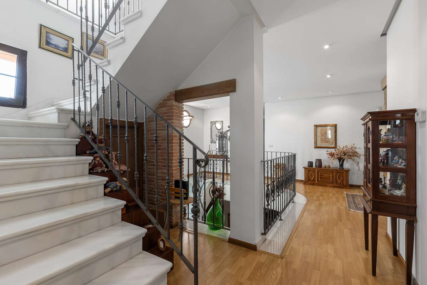 LUXUSNÍ SAMOSTATNĚ STOJÍCÍ VILA V LA VELETA – TORREVIEJA