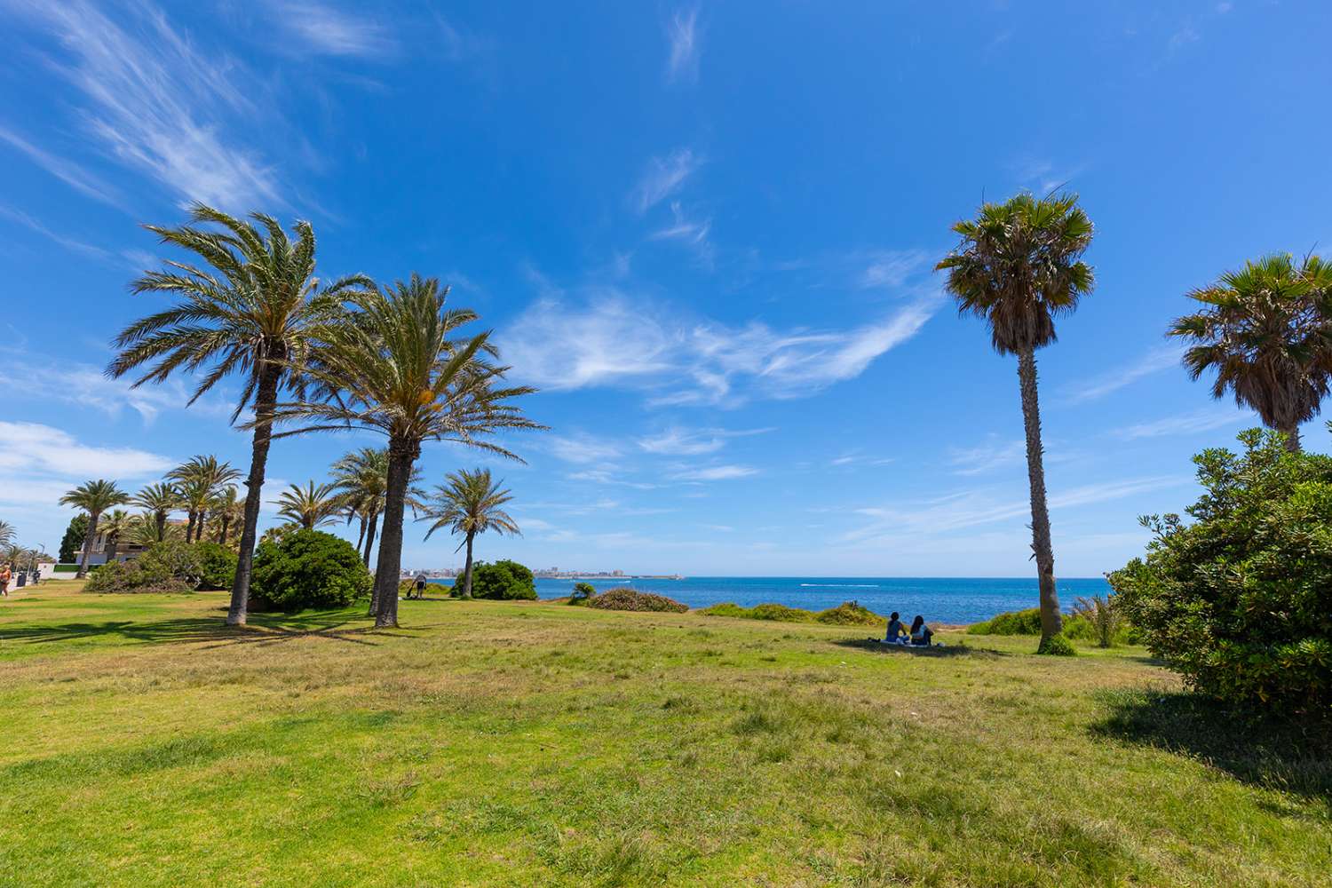 LUXUSNÍ SAMOSTATNĚ STOJÍCÍ VILA V LA VELETA – TORREVIEJA