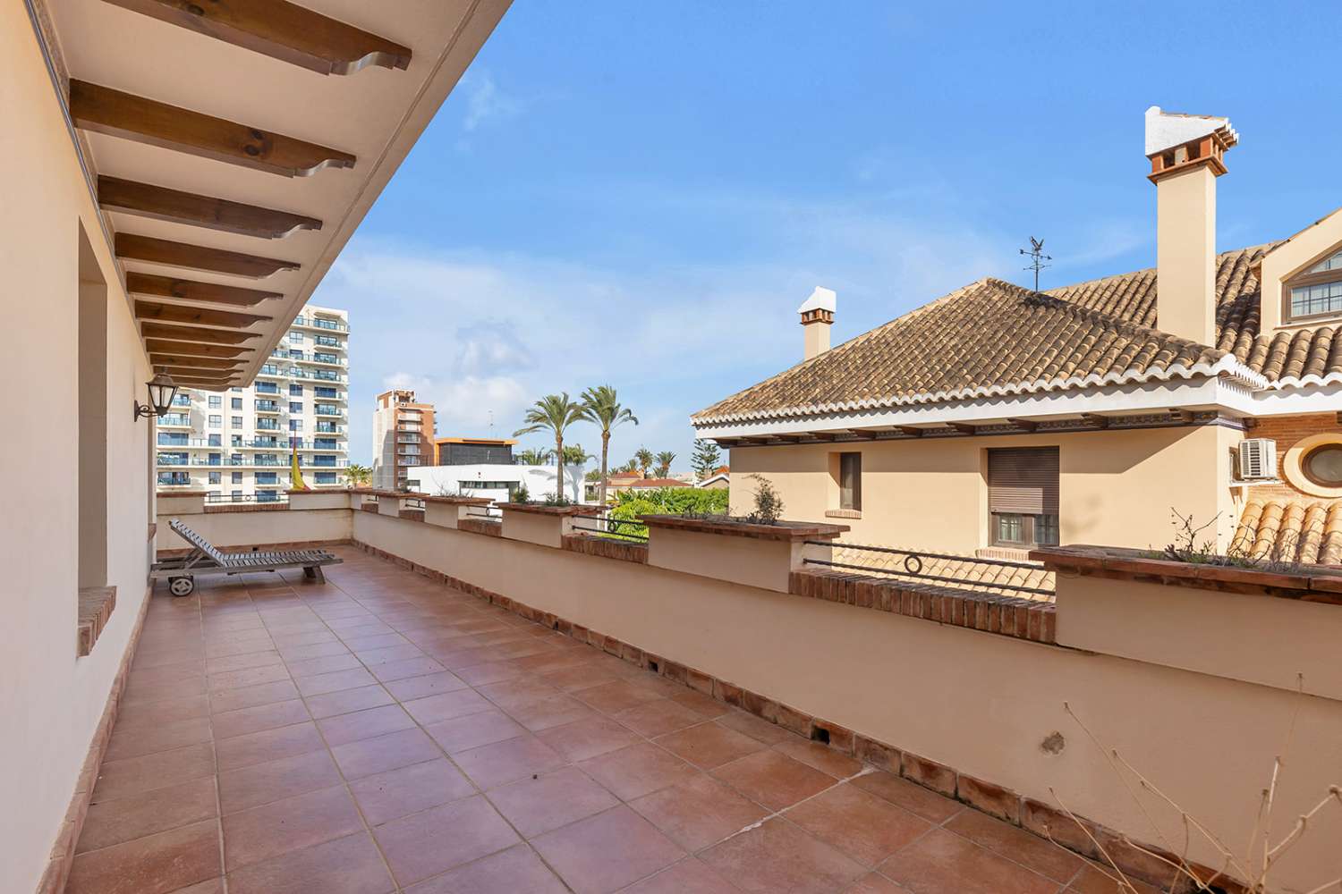 LUXUSNÍ SAMOSTATNĚ STOJÍCÍ VILA V LA VELETA – TORREVIEJA