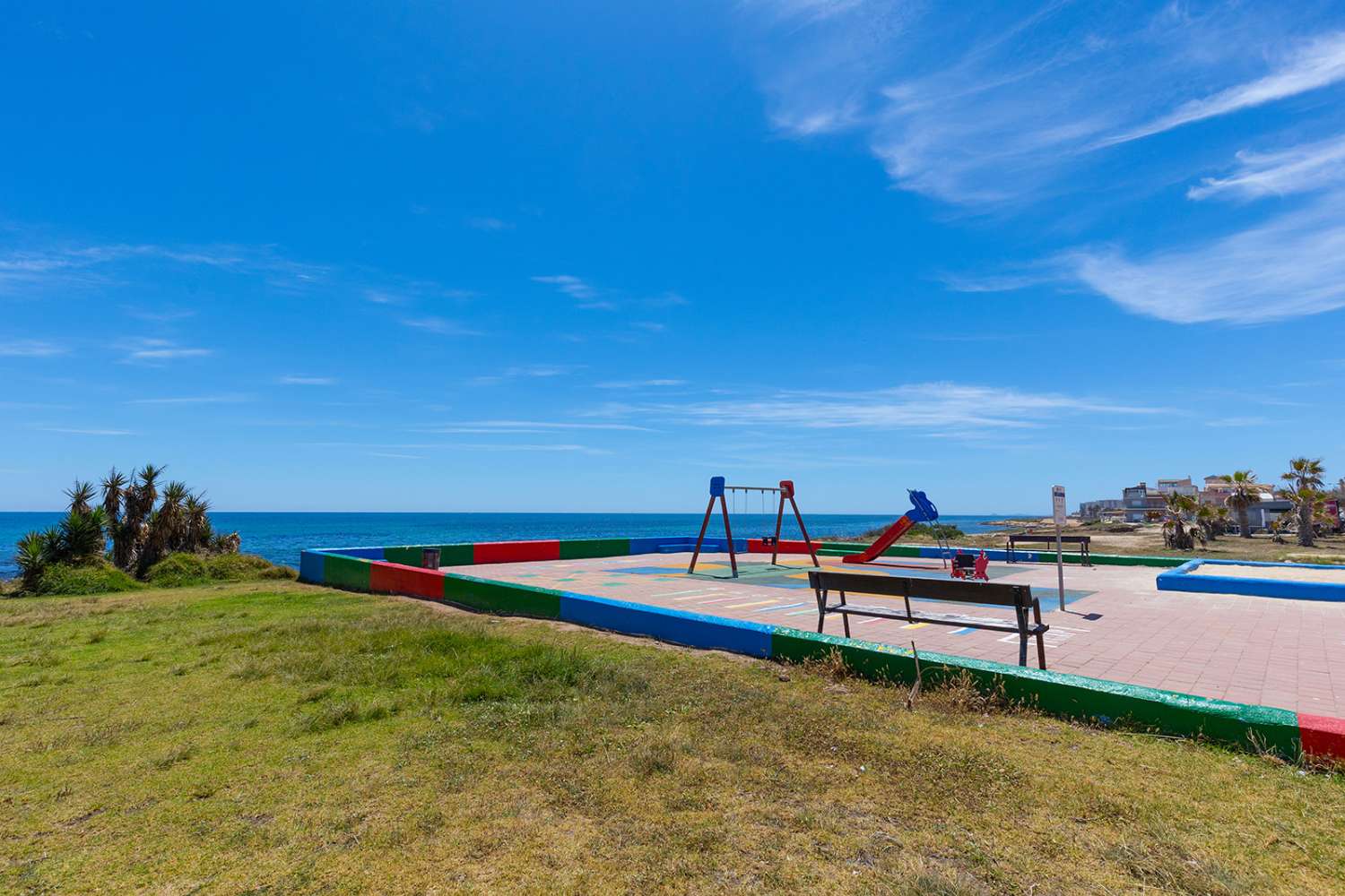 LUXUSNÍ SAMOSTATNĚ STOJÍCÍ VILA V LA VELETA – TORREVIEJA