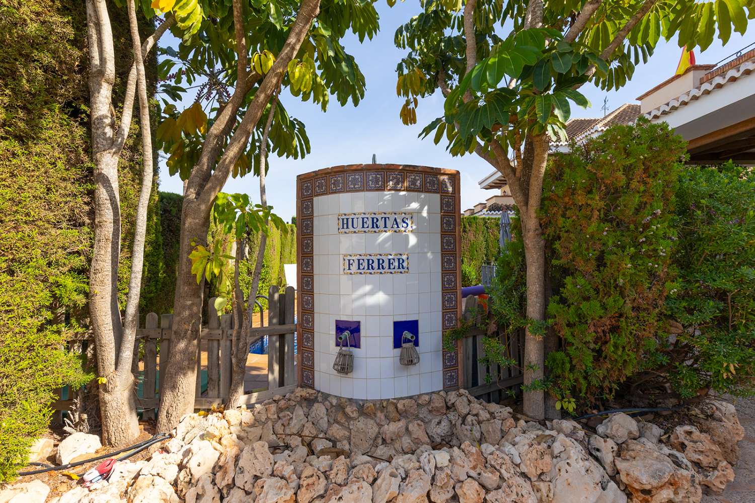 LUXUSNÍ SAMOSTATNĚ STOJÍCÍ VILA V LA VELETA – TORREVIEJA