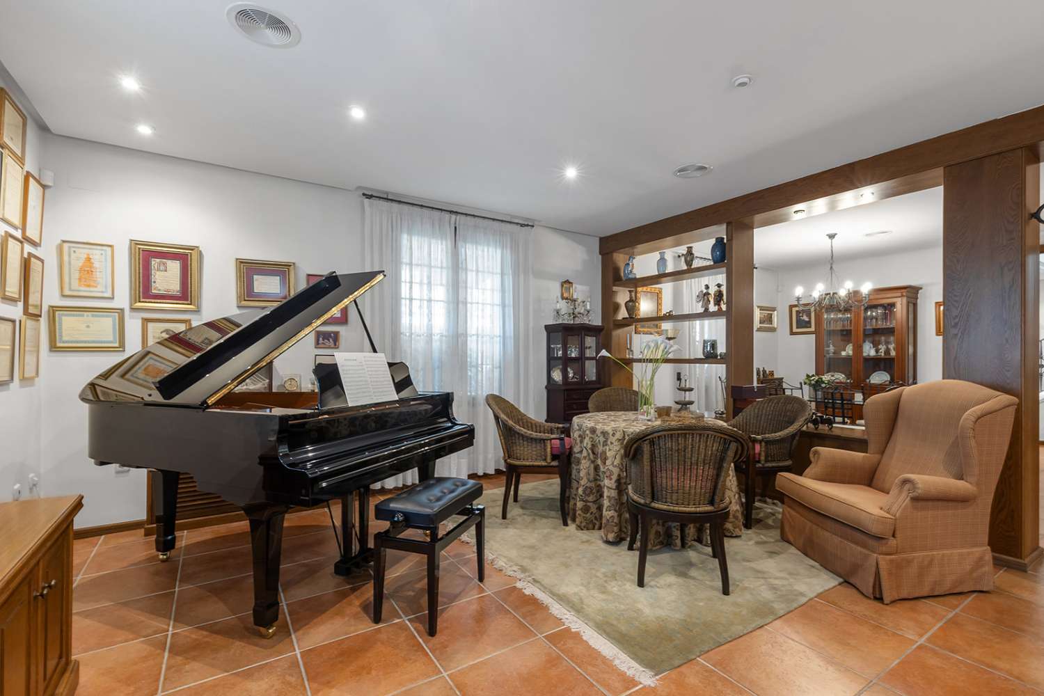 LUXUSNÍ SAMOSTATNĚ STOJÍCÍ VILA V LA VELETA – TORREVIEJA