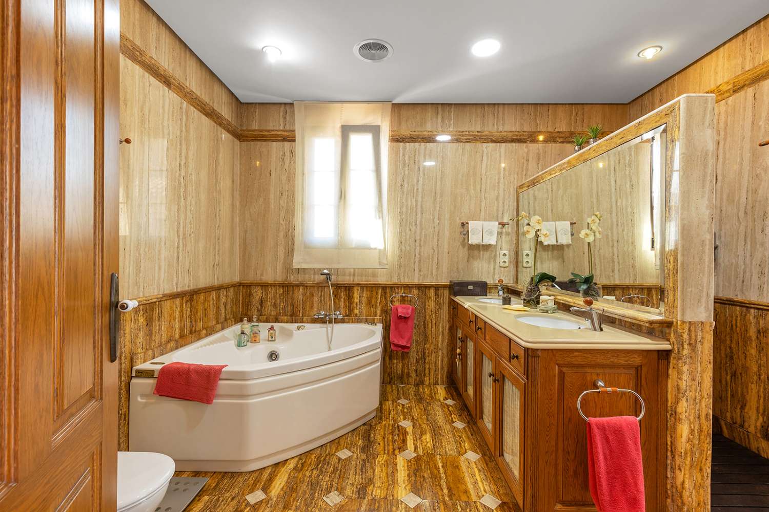 LUXUSNÍ SAMOSTATNĚ STOJÍCÍ VILA V LA VELETA – TORREVIEJA