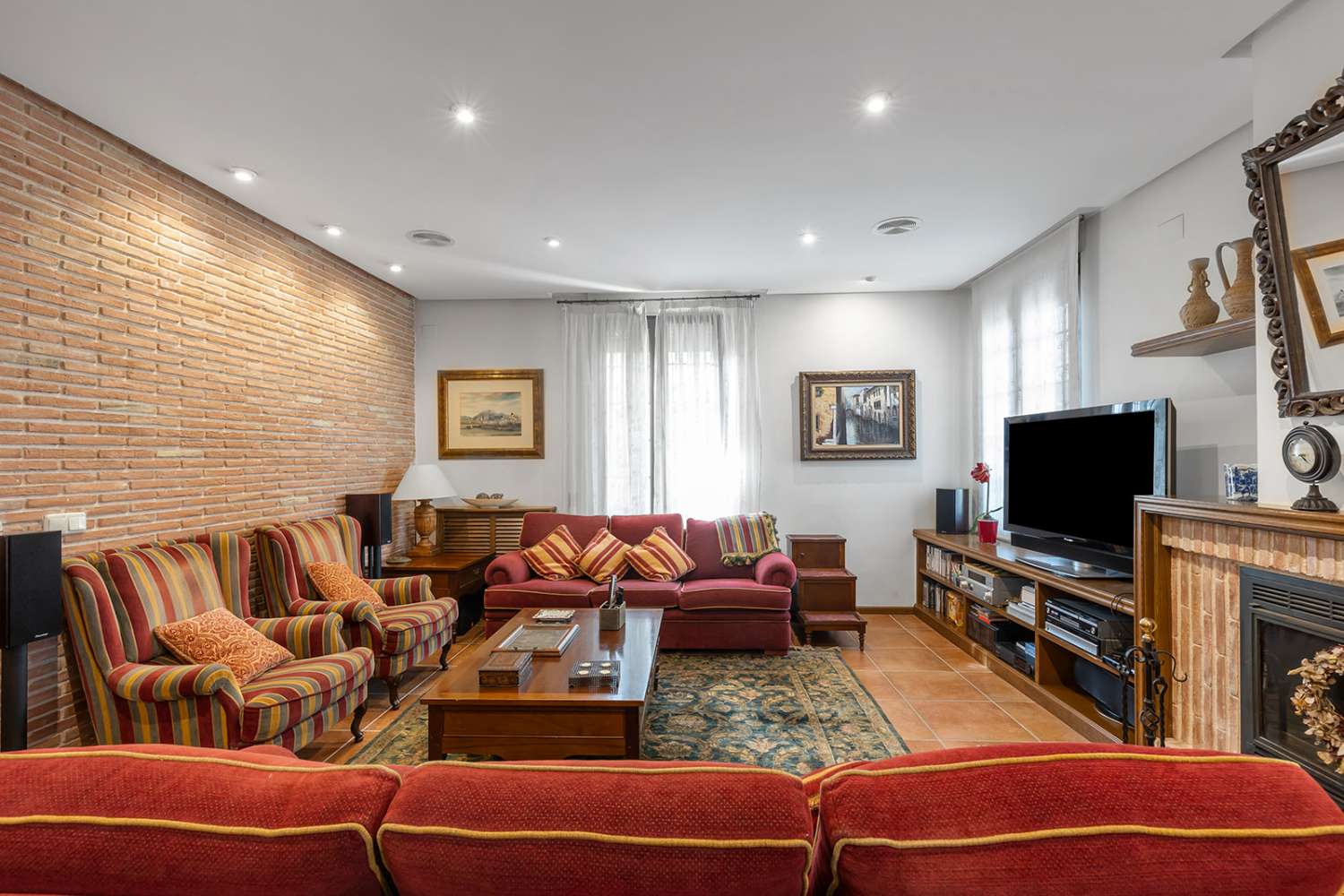 LUXUSNÍ SAMOSTATNĚ STOJÍCÍ VILA V LA VELETA – TORREVIEJA