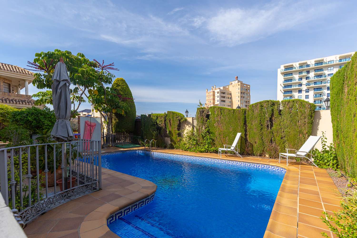 LUXUSNÍ SAMOSTATNĚ STOJÍCÍ VILA V LA VELETA – TORREVIEJA