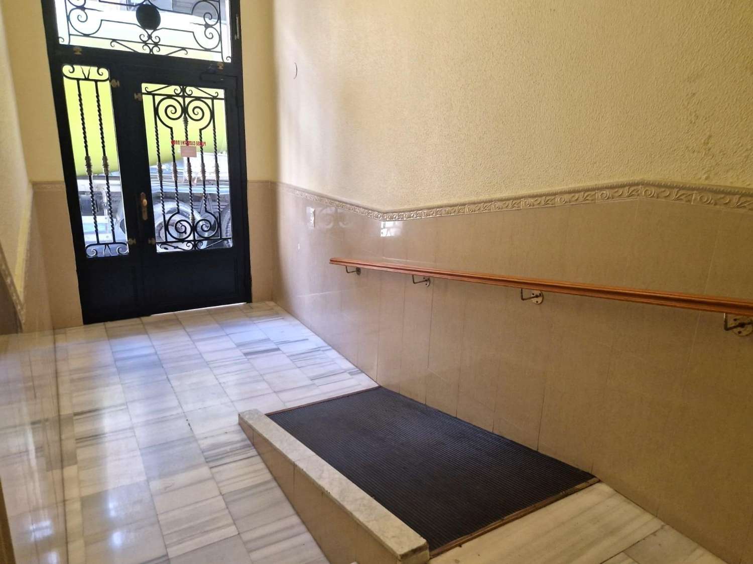 托雷维耶哈——中央公寓，距离库拉海滩500米